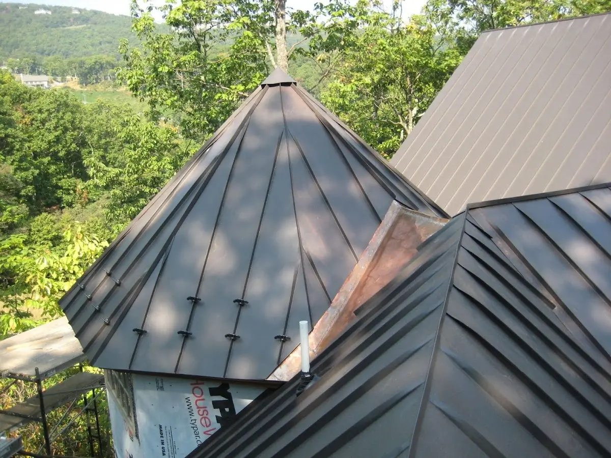 Professional Shingle Replacement & Repair by Craftsman Roofing in Day - Mar Village